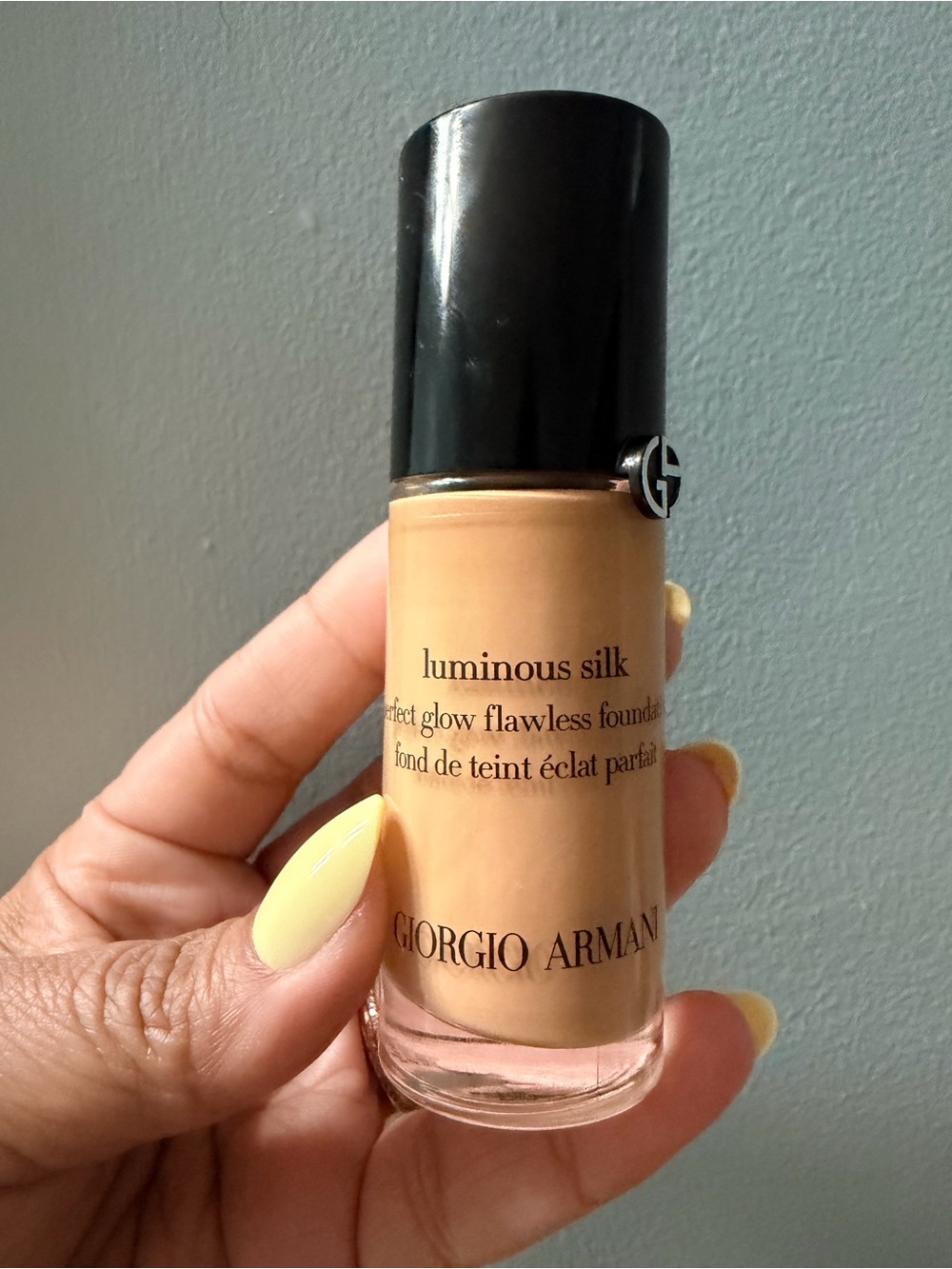Giorgio Armani Luminous Silk Foundation - OG formula (Shade 6) - Picture 3 of 4